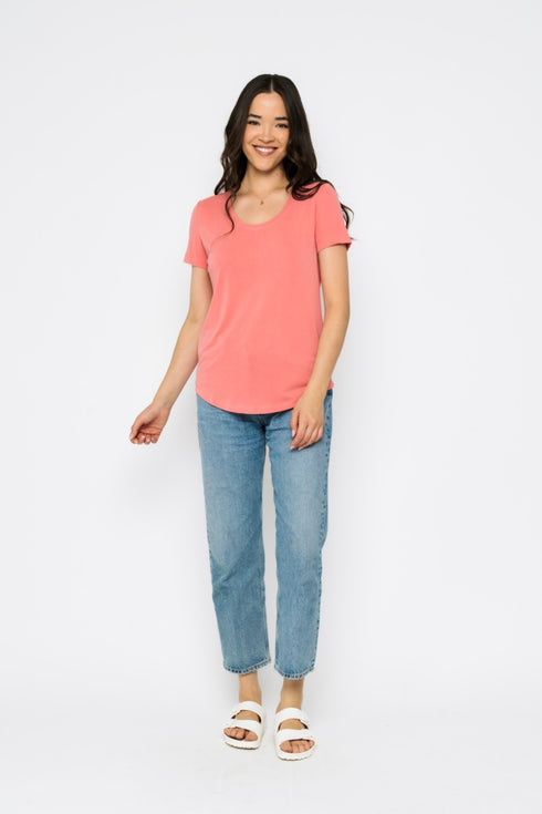 Gemma-Scoop Tee